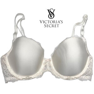 Victoria’s Secret DREAM ANGELS Smooth & Lace Lightly Lined Demi Bra – 32D
